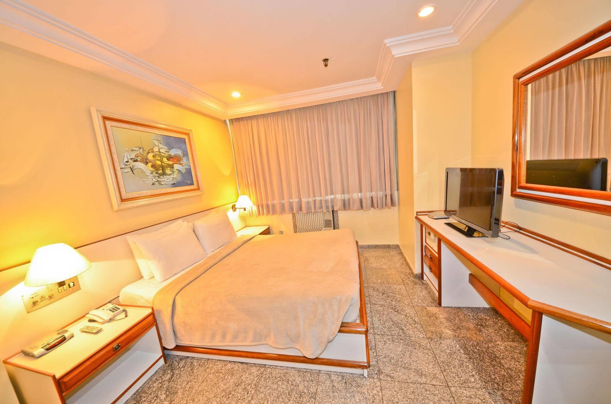 Regency Copacabana Hotel ريو دي جانيرو المظهر الخارجي الصورة